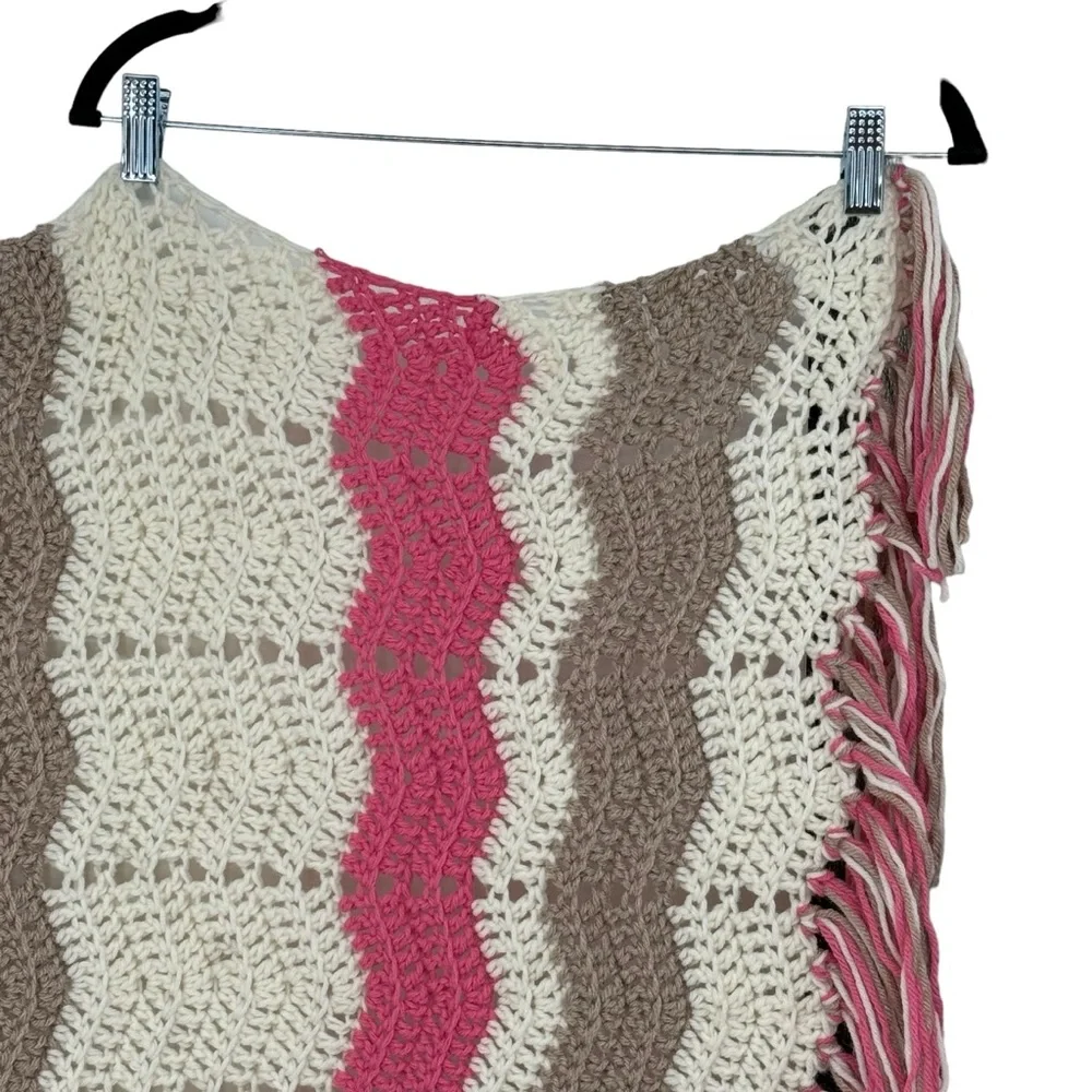 *Beautiful Hand Knit Afghan Throw in Pink Tan and White.